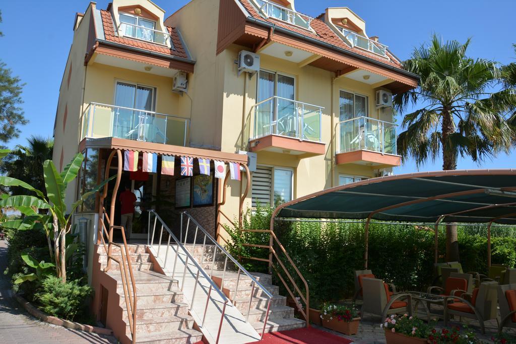 Yavuzhan Hotel Side Exterior foto