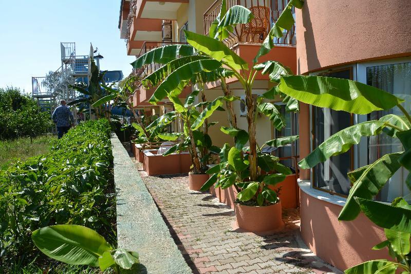 Yavuzhan Hotel Side Exterior foto